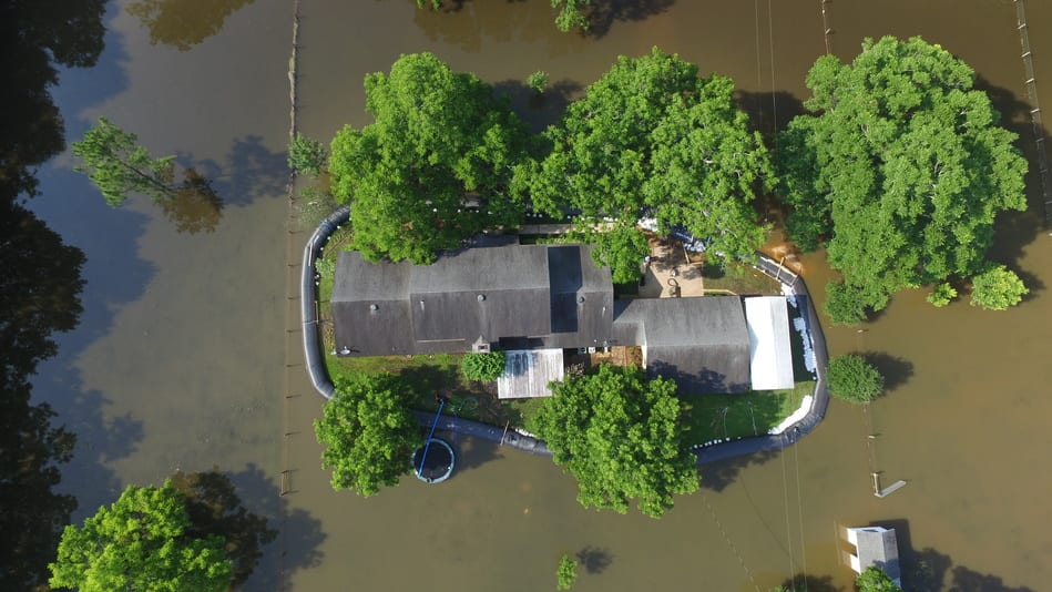 AquaDams as Flood Control Barriers