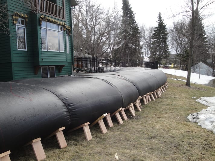 AquaDams as Flood Control Barriers