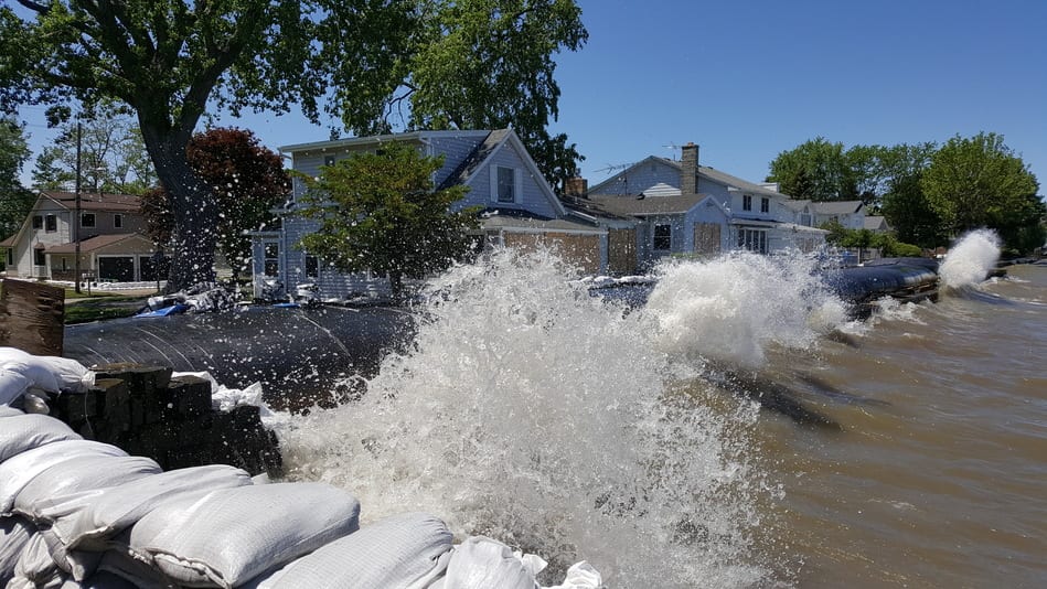 AquaDams as Flood Control Barriers