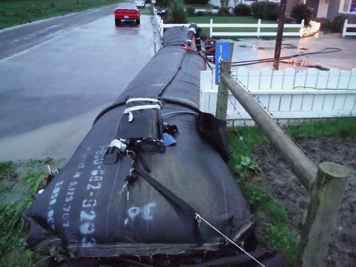 AquaDams as Flood Control Barriers