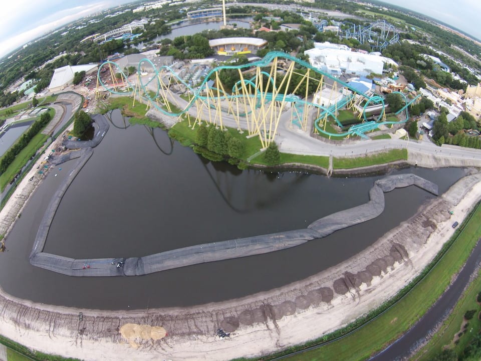 12ft AquaDams at Orlando SeaWorld, 2015