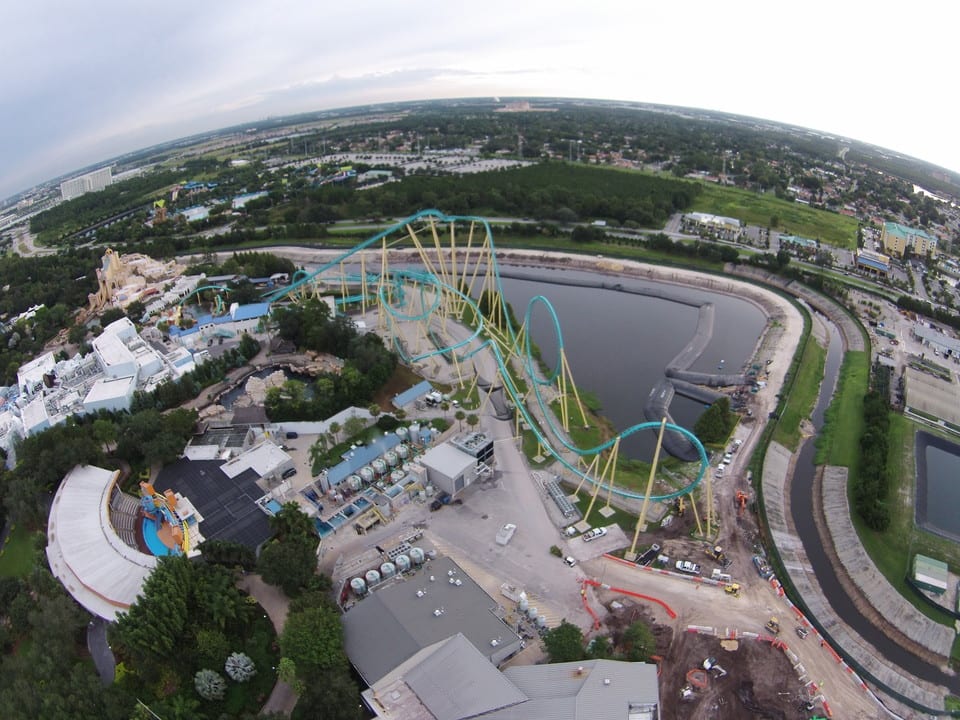 12ft AquaDams at Orlando SeaWorld, 2015