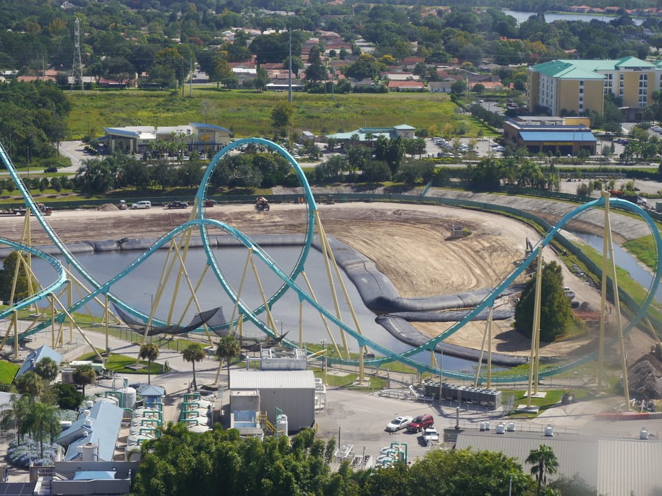 12ft AquaDams at Orlando SeaWorld, 2015