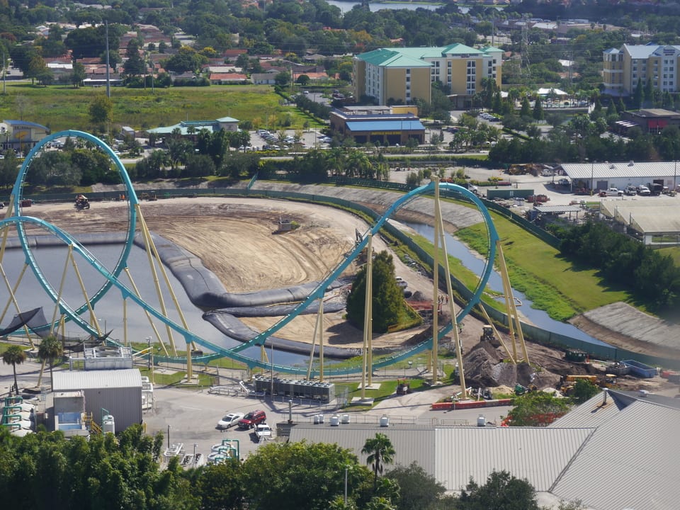 12ft AquaDams at Orlando SeaWorld, 2015