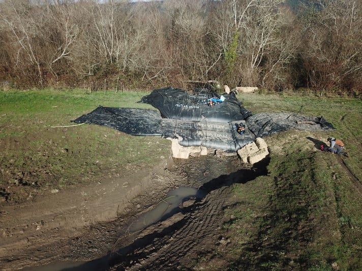 Jacoby Creek Bank Washout, Isolation with AquaDams