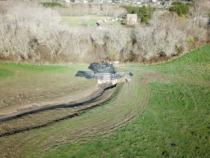 Jacoby Creek Bank Washout, Isolation with AquaDams