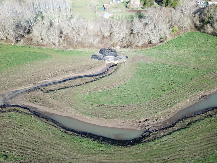 Jacoby Creek Bank Washout, Isolation with AquaDams